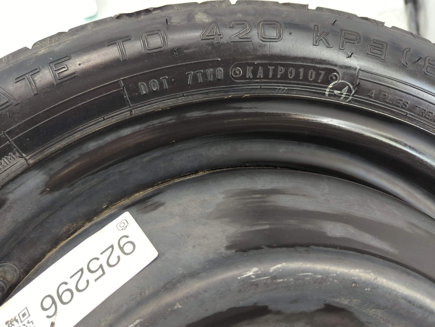 2015-2019 Lincoln Mkc Spare Donut Tire Wheel Rim Oem - Oemusedautoparts1.com