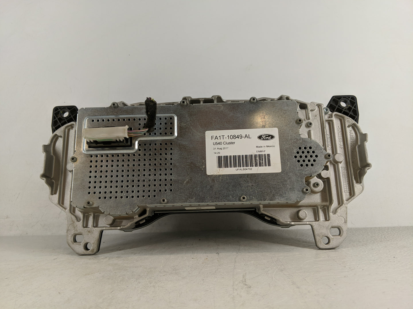 2017 Lincoln Mkx Instrument Cluster Speedometer Gauges P/N:FA1T-10849-AL Fits OEM Used Auto Parts - Oemusedautoparts1.com