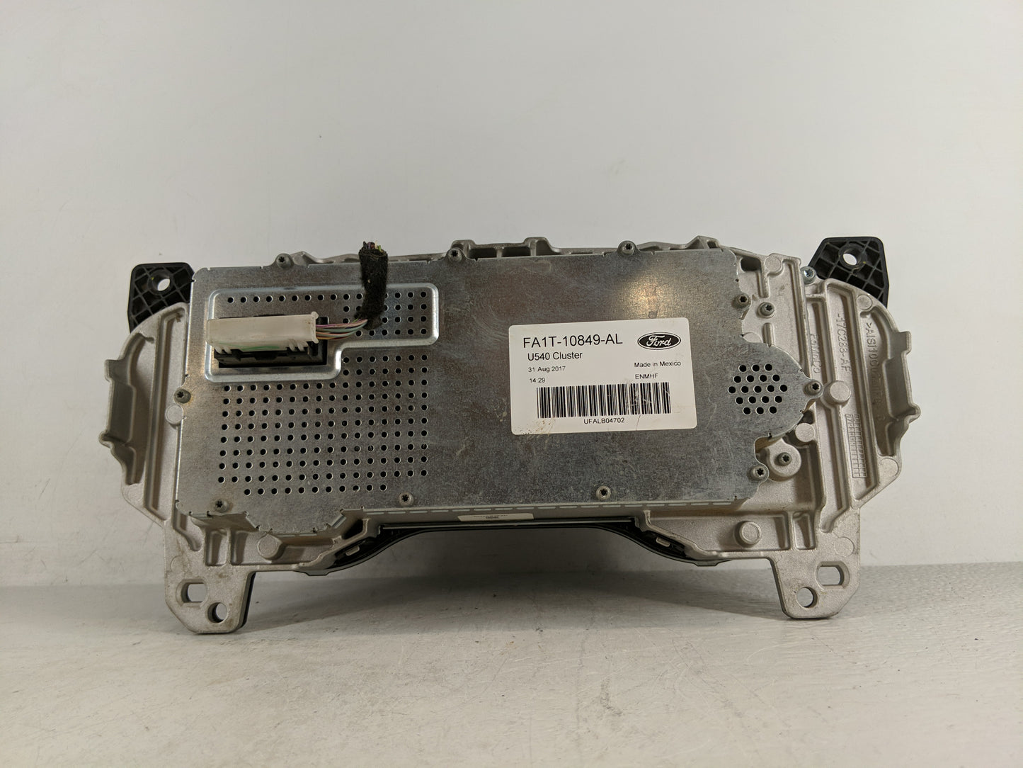 2017 Lincoln Mkx Instrument Cluster Speedometer Gauges P/N:FA1T-10849-AL Fits OEM Used Auto Parts - Oemusedautoparts1.com