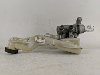 compare product 2016-2018 Lincoln Mkx Brake Master Cylinder