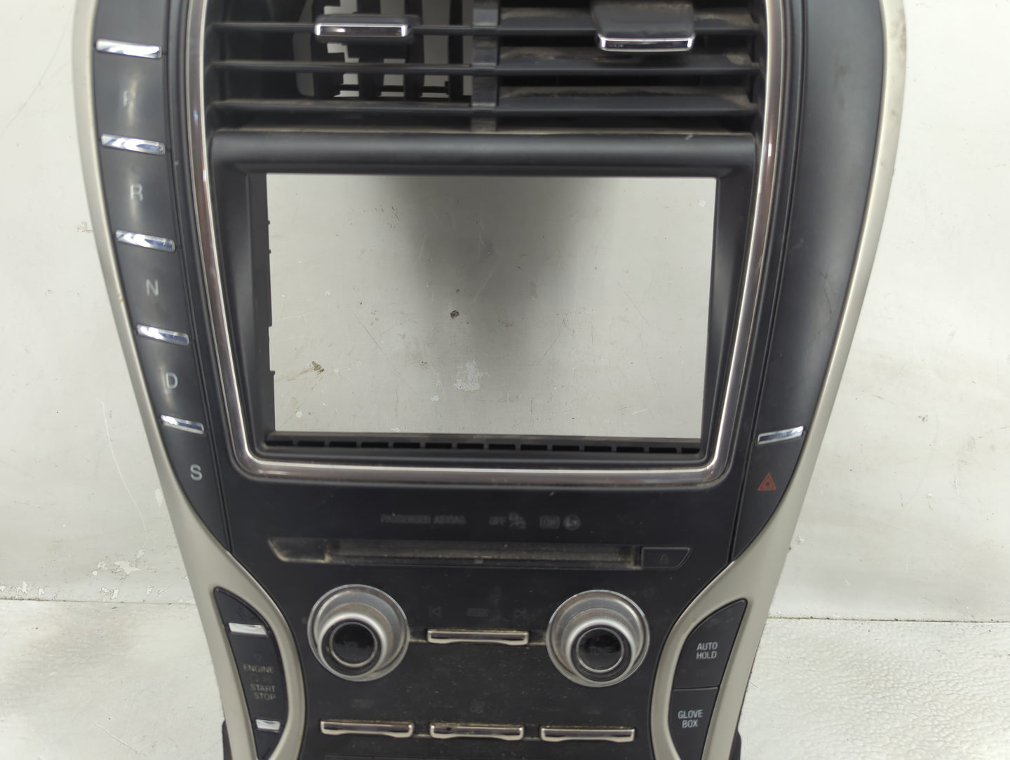 2017-2018 Lincoln Mkx Radio AM FM Cd Player Receiver Replacement P/N:HA1T-18D699-BC Fits Fits 2017 2018 OEM Used Auto Parts 