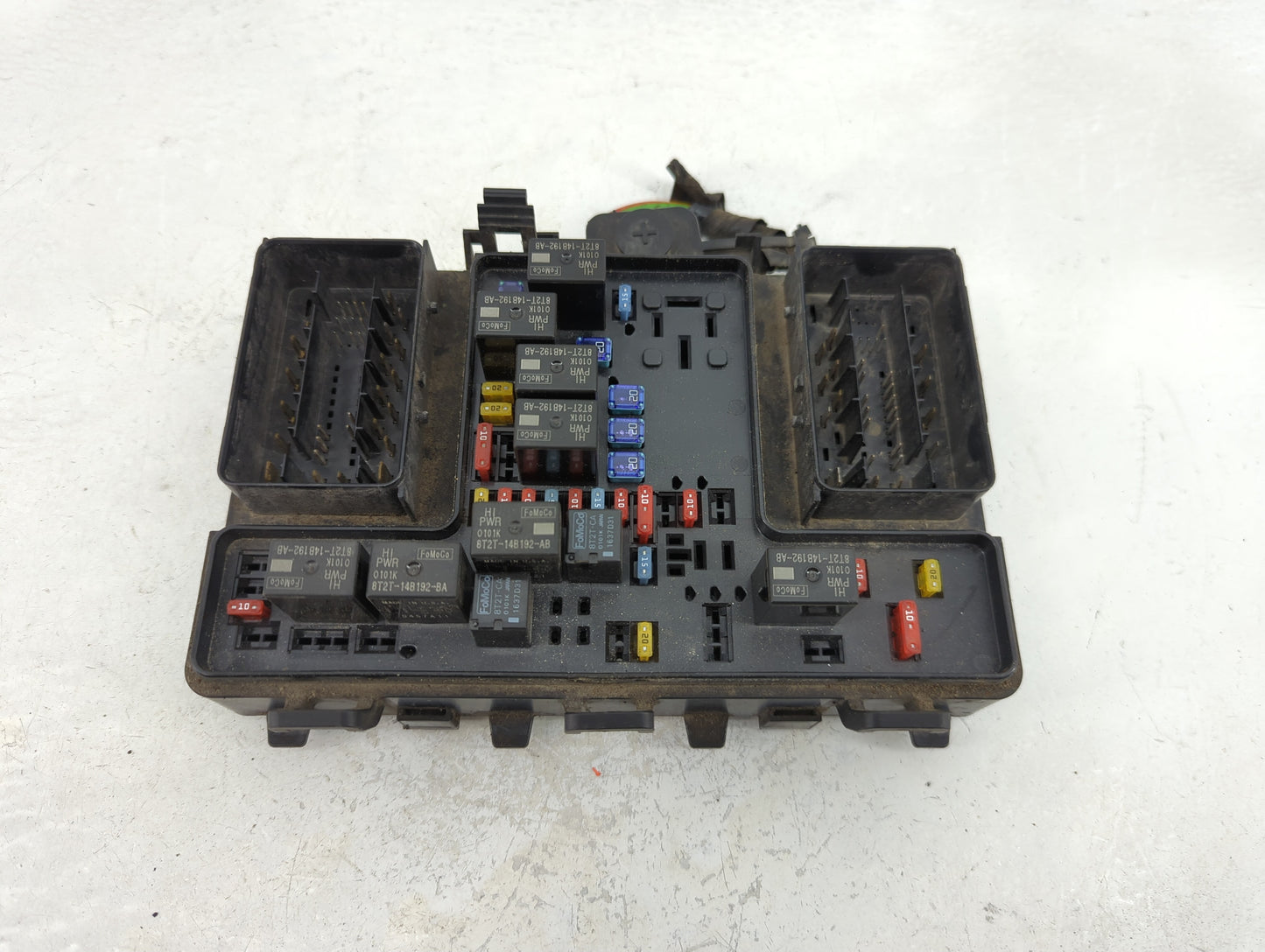 2016-2017 Lincoln Mkx Fusebox Fuse Box Panel Relay Module P/N:G2GT14A075AA Fits Fits 2015 2016 2017 2018 OEM Used Auto Parts