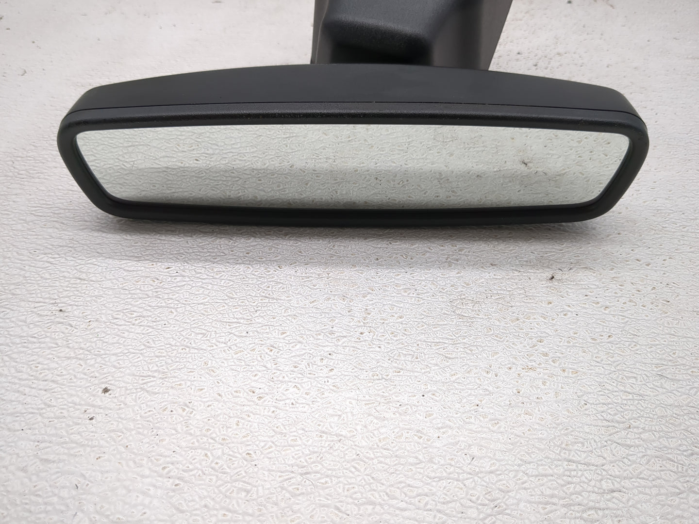 2016-2018 Lincoln Mkx Interior Rear View Mirror Replacement OEM Fits Fits 2016 2017 2018 OEM Used Auto Parts - Oemusedautopa