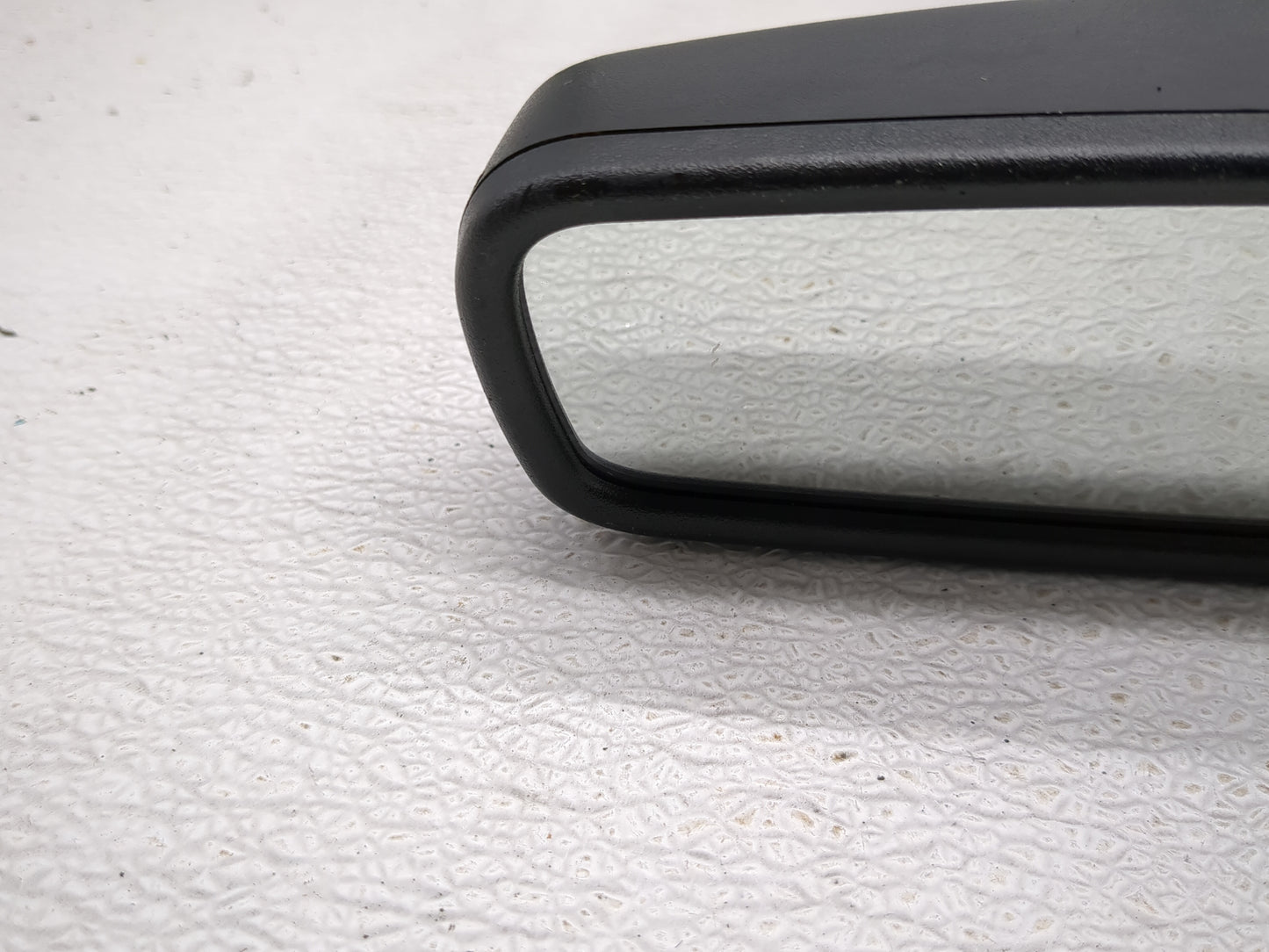 2016-2018 Lincoln Mkx Interior Rear View Mirror Replacement OEM Fits Fits 2016 2017 2018 OEM Used Auto Parts - Oemusedautopa