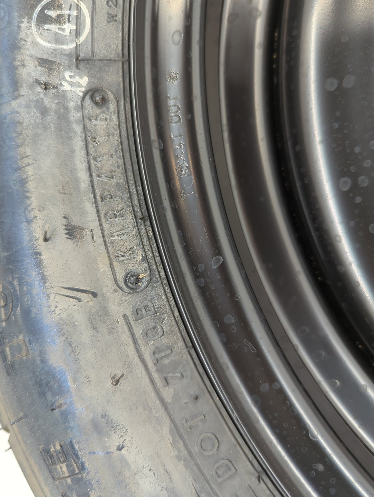 2017 Lincoln Mkx Spare Donut Tire Wheel Rim Oem - Oemusedautoparts1.com