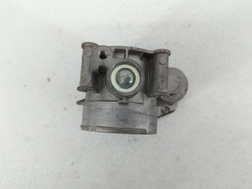 2011-2018 Lincoln Mkx Throttle Body P/N:AT4E-9F991-EJ AT4E-EH, AT4E-EF Fits Fits 2011 2012 2013 2014 2015 2016 2017 2018 2019 OEM Used Auto Parts