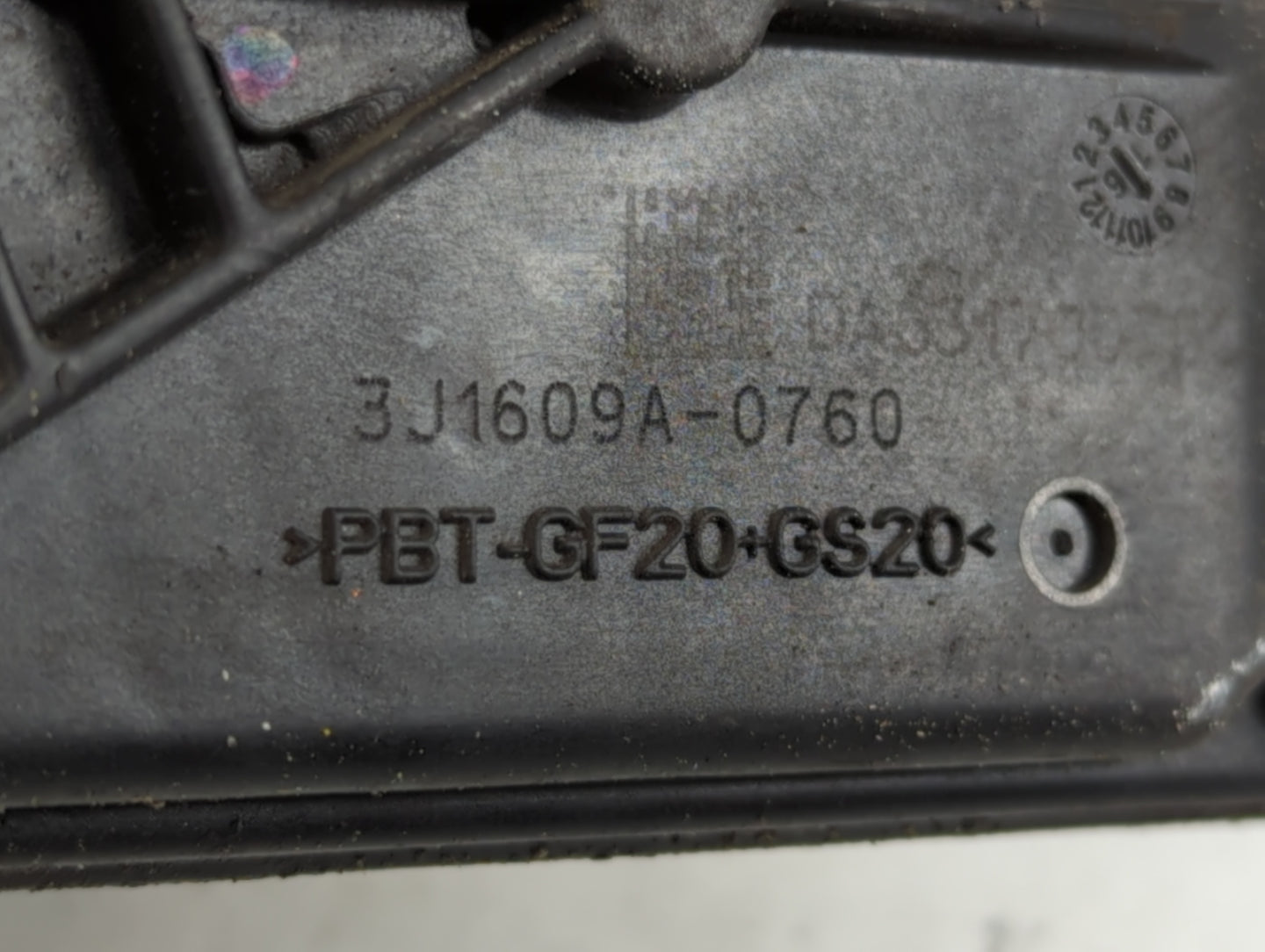 2011-2018 Lincoln Mkx Throttle Body P/N:3J1609A-0760 Fits Fits 2011 2012 2013 2014 2015 2016 2017 2018 2019 OEM Used Auto Pa