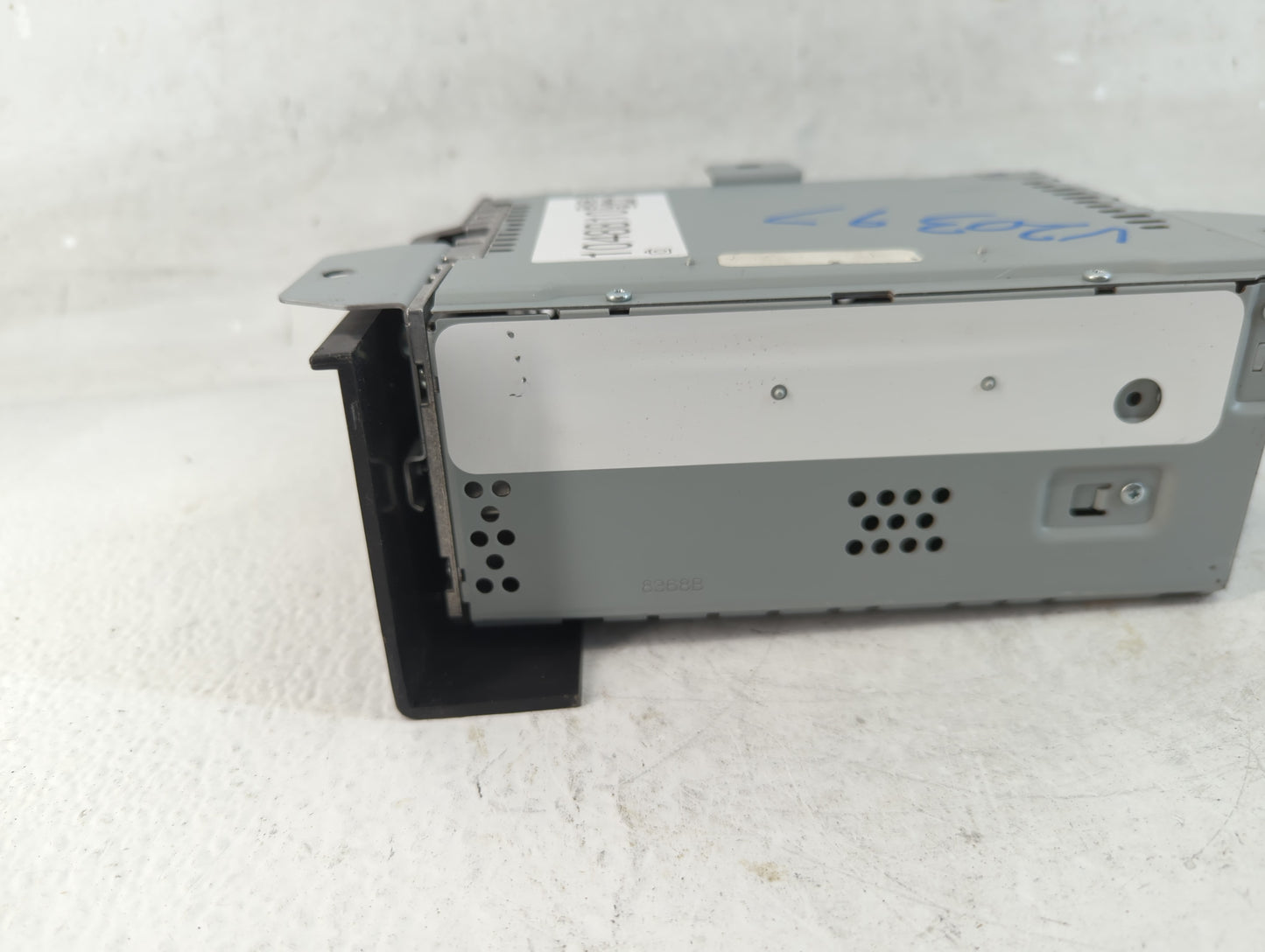 2017-2020 Lincoln Mkz Radio AM FM Cd Player Receiver Replacement P/N:HP5T-18D818-FA Fits Fits 2017 2018 2019 2020 OEM Used A