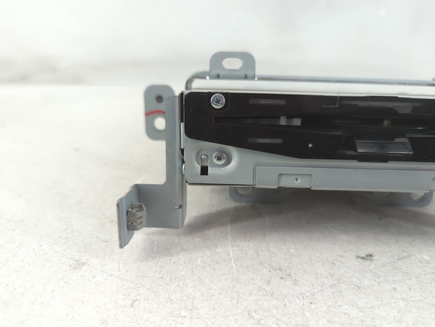 2017 Lincoln Mkz Radio AM FM Cd Player Receiver Replacement P/N:HP5T-18C830-AC Fits OEM Used Auto Parts - Oemusedautoparts1.