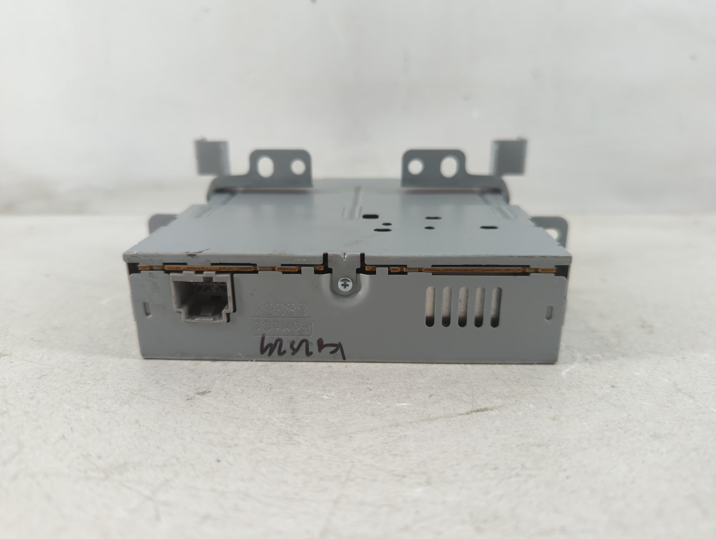 2017 Lincoln Mkz Radio AM FM Cd Player Receiver Replacement P/N:HP5T-18C830-AC Fits OEM Used Auto Parts - Oemusedautoparts1.