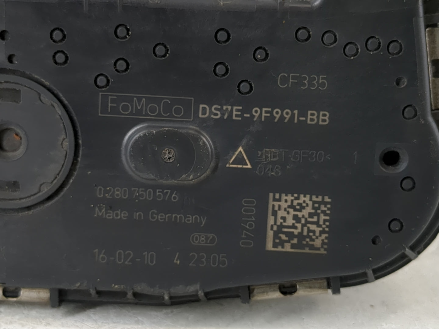 2017-2020 Lincoln Mkz Throttle Body P/N:DS7E-9F991-BB Fits Fits 2014 2015 2016 2017 2018 2019 2020 2021 2022 OEM Used Auto P