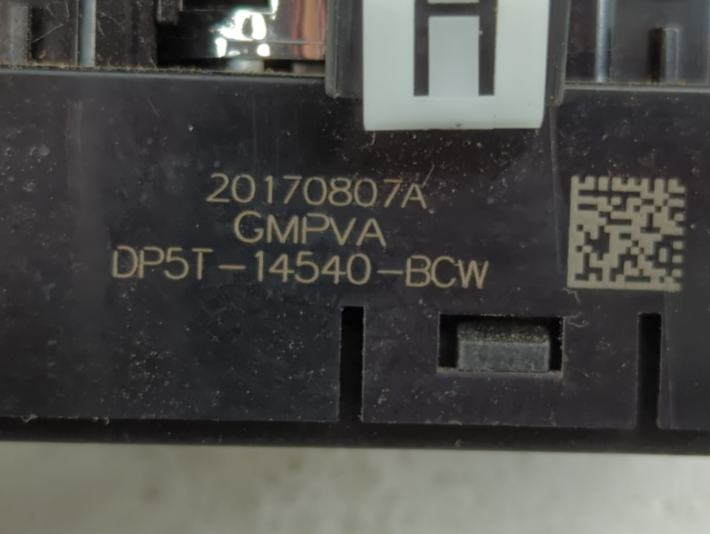 2015-2020 Lincoln Mkz Master Power Window Switch Replacement Driver Side Left P/N:DP5T-14540-BCW Fits OEM Used Auto Parts - 