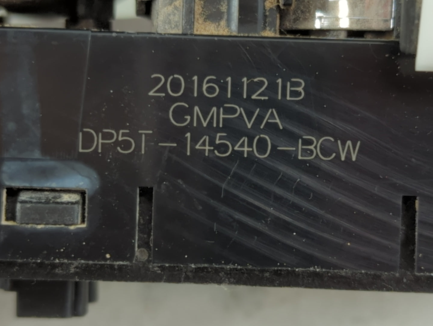 2015-2020 Lincoln Mkz Master Power Window Switch Replacement Driver Side Left P/N:DP5T-14540-BCW Fits OEM Used Auto Parts - 