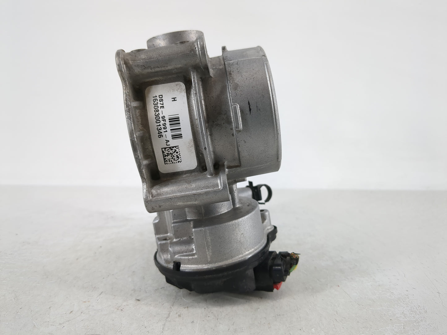 2013-2020 Lincoln Mkz Throttle Body P/N:DS7E-9F991-AJ Fits Fits 2013 2014 2015 2016 2017 2018 2019 2020 2021 2022 OEM Used A