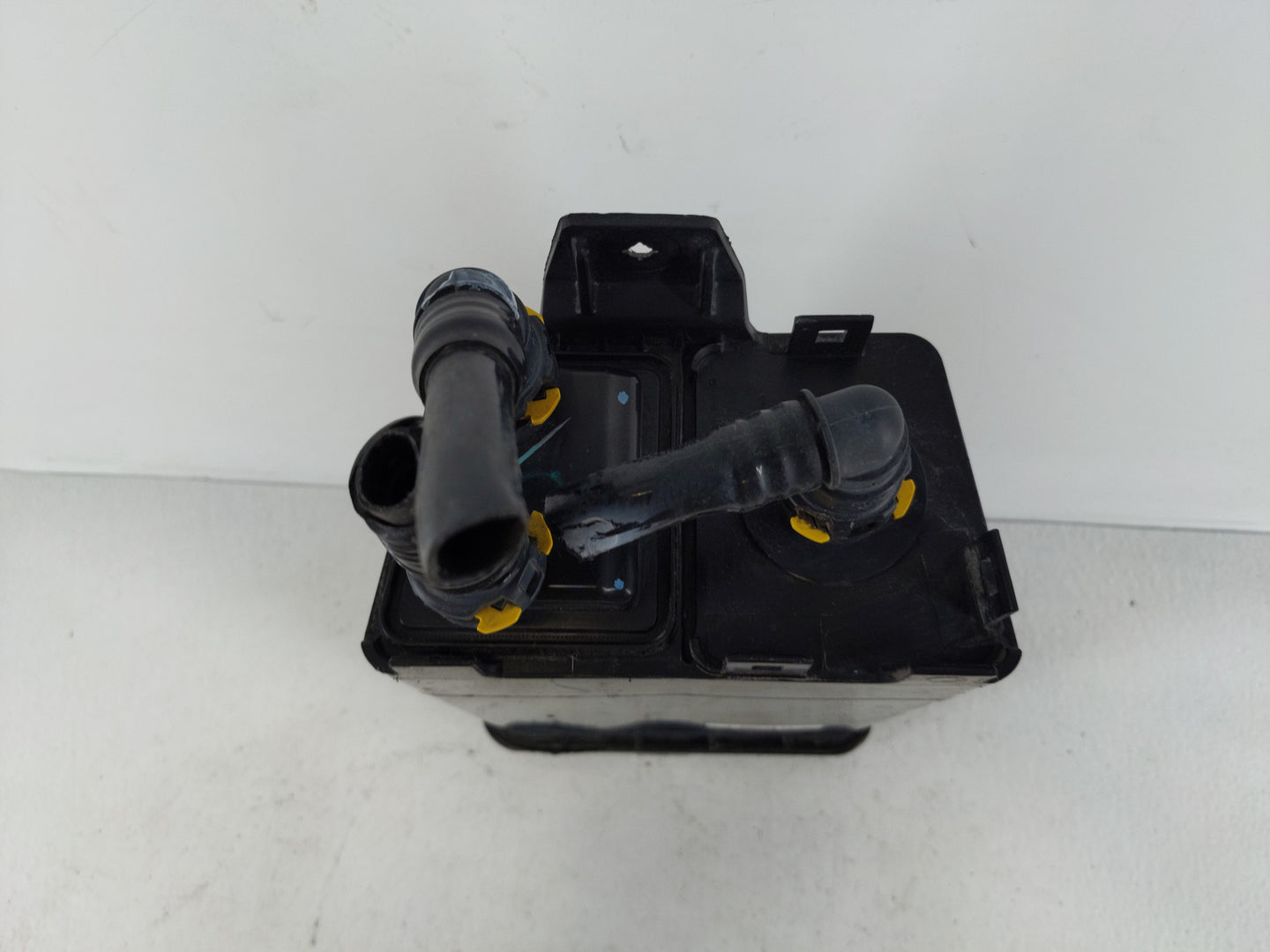 2017 Lincoln Mkz Fuel Vapor Charcoal Canister 1117204 - Oemusedautoparts1.com