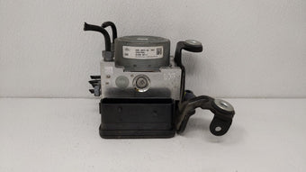 compare product 2017-2018 Lincoln Mkz ABS Pump Control Module Replacement P/N:HG9C-2B373-AH Fits Fits 2017 2018 OEM Used Auto Parts