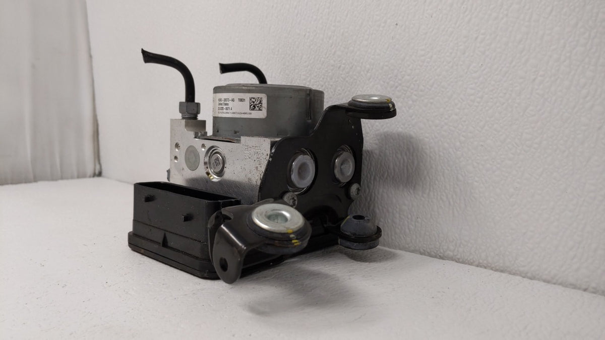 2017-2018 Lincoln Mkz Anti-Lock Brake ABS Pump Module Actuator OEM P/N:HG9C-2B373-AH Fits Fits 2017 2018 OEM Used Auto Parts