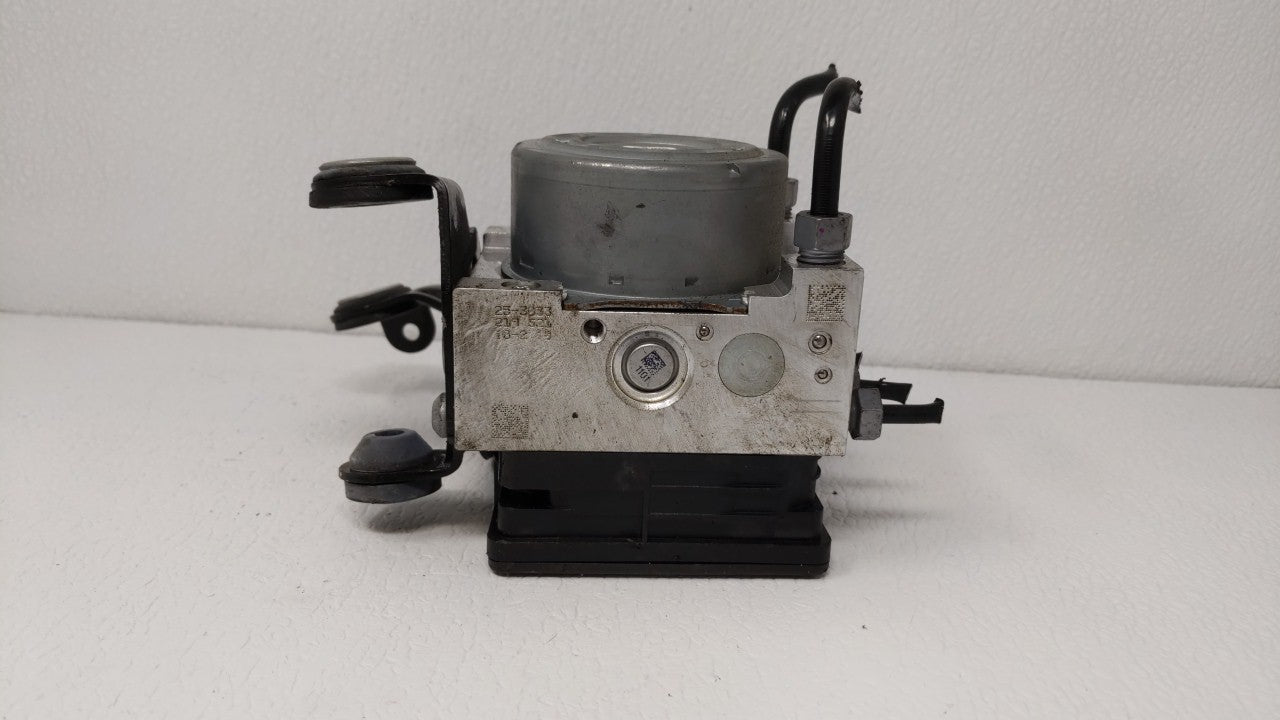 2017-2018 Lincoln Mkz ABS Pump Control Module Replacement P/N:HG9C-2B373-AH Fits Fits 2017 2018 OEM Used Auto Parts - Oemuse