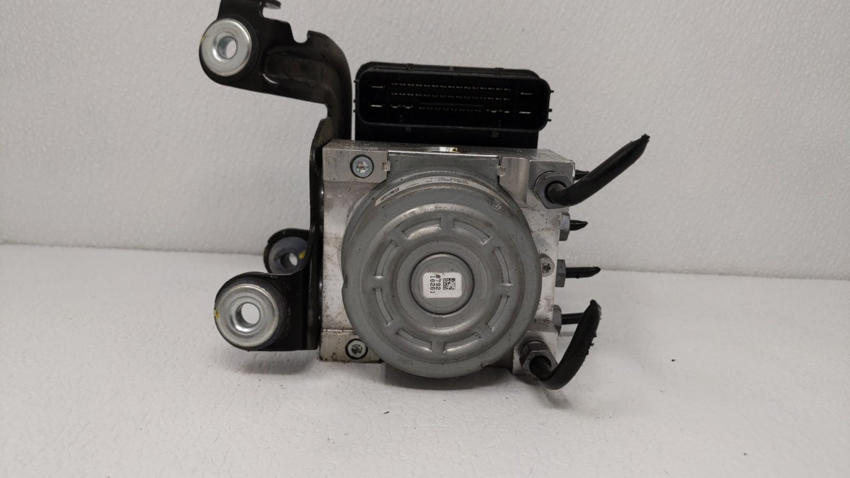2017-2018 Lincoln Mkz Anti-Lock Brake ABS Pump Module Actuator OEM P/N:HG9C-2B373-AH Fits Fits 2017 2018 OEM Used Auto Parts