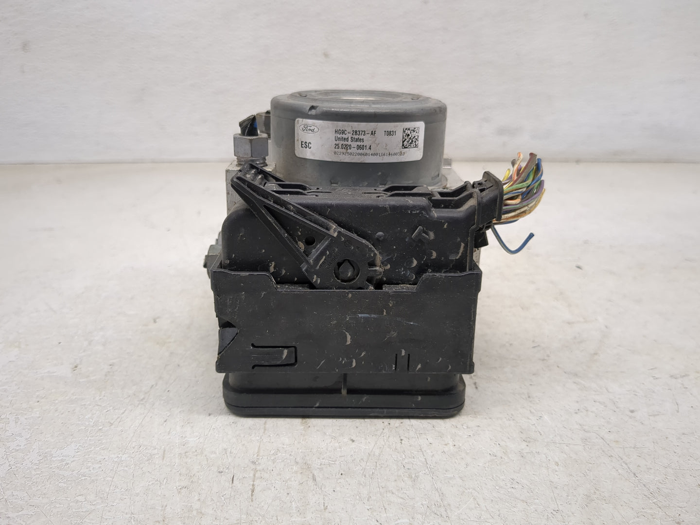 2017-2018 Lincoln Mkz ABS Pump Control Module Replacement P/N:HG9C-2B373-AH Fits Fits 2017 2018 OEM Used Auto Parts - Oemuse
