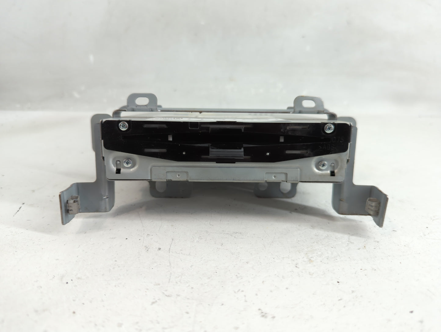 2017 Lincoln Mkz Radio AM FM Cd Player Receiver Replacement P/N:HP5T-18C830-AC Fits OEM Used Auto Parts - Oemusedautoparts1.