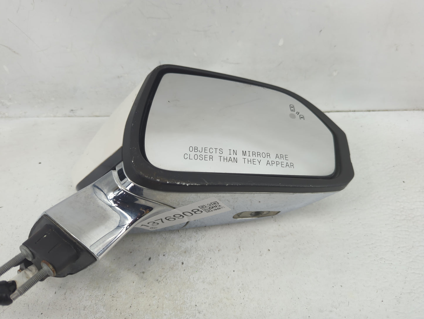 2017-2020 Lincoln Mkz Passenger Side View Mirror - Right Door Mirror OEM Used - Oemusedautoparts1.com