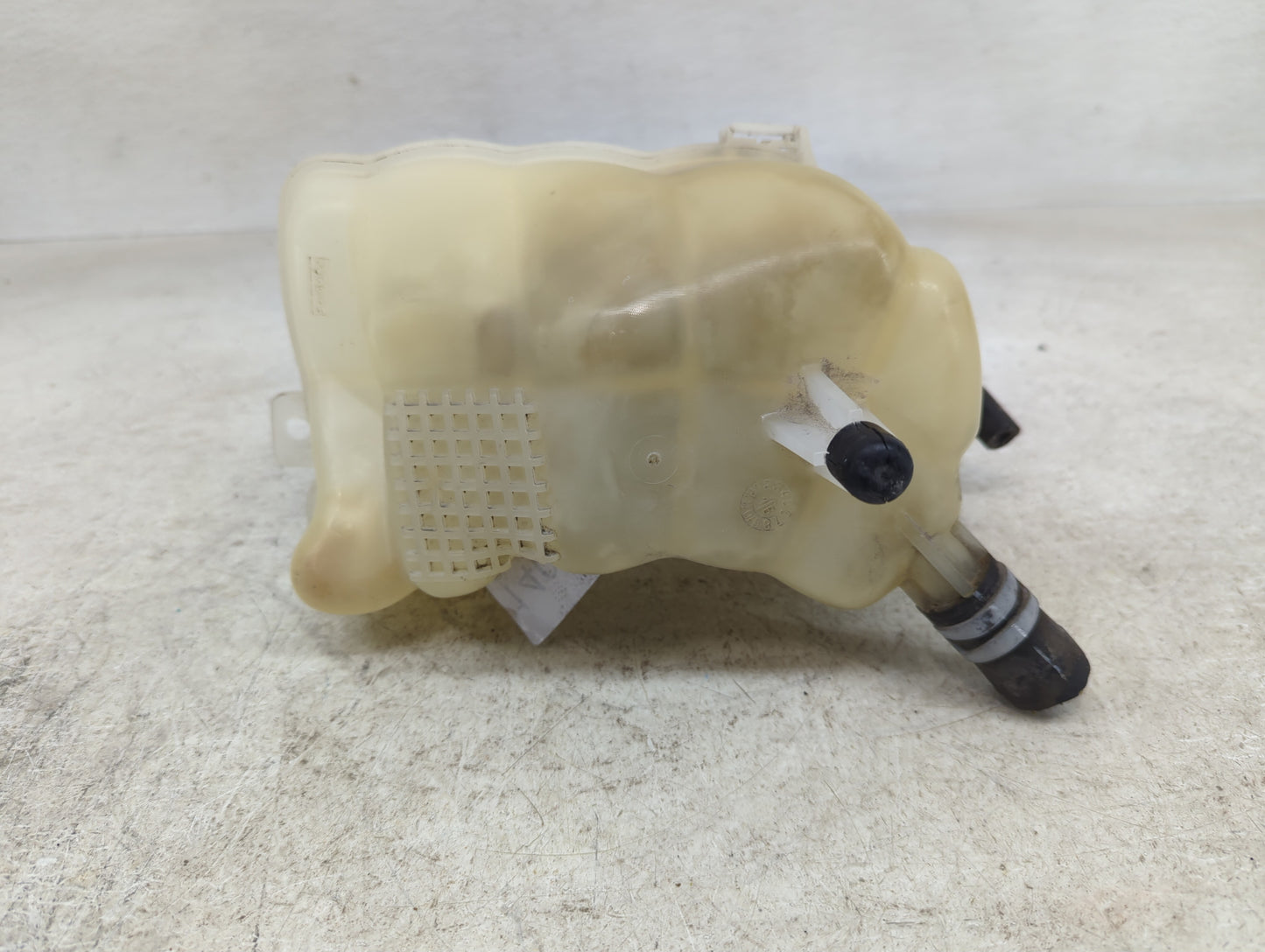 2017-2020 Lincoln Mkz Radiator Coolant Overflow Expansion Tank Bottle - Oemusedautoparts1.com