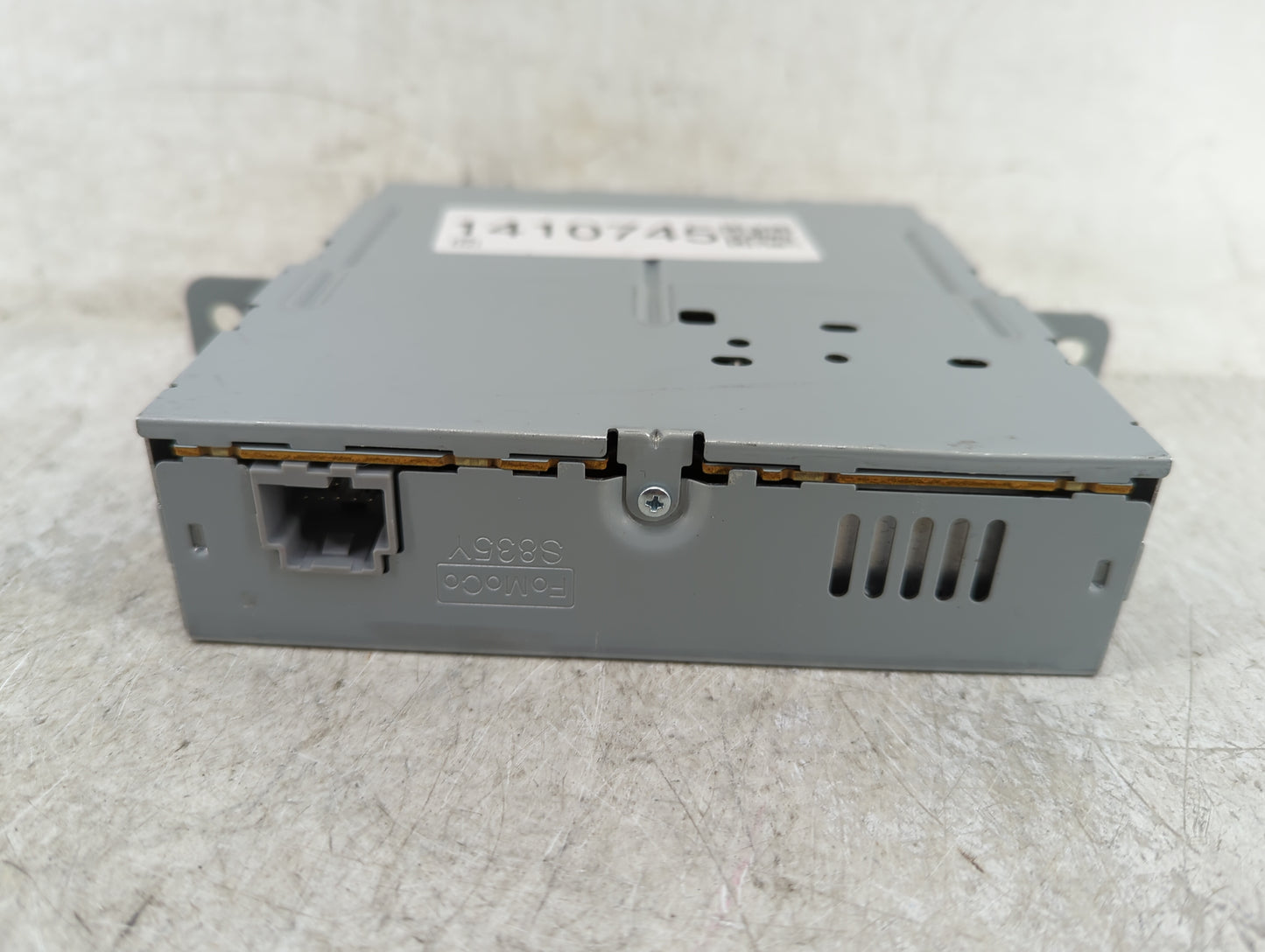 2017-2019 Lincoln Mkz Radio AM FM Cd Player Receiver Replacement P/N:HP5T-18C830-AC Fits Fits 2017 2018 2019 OEM Used Auto P