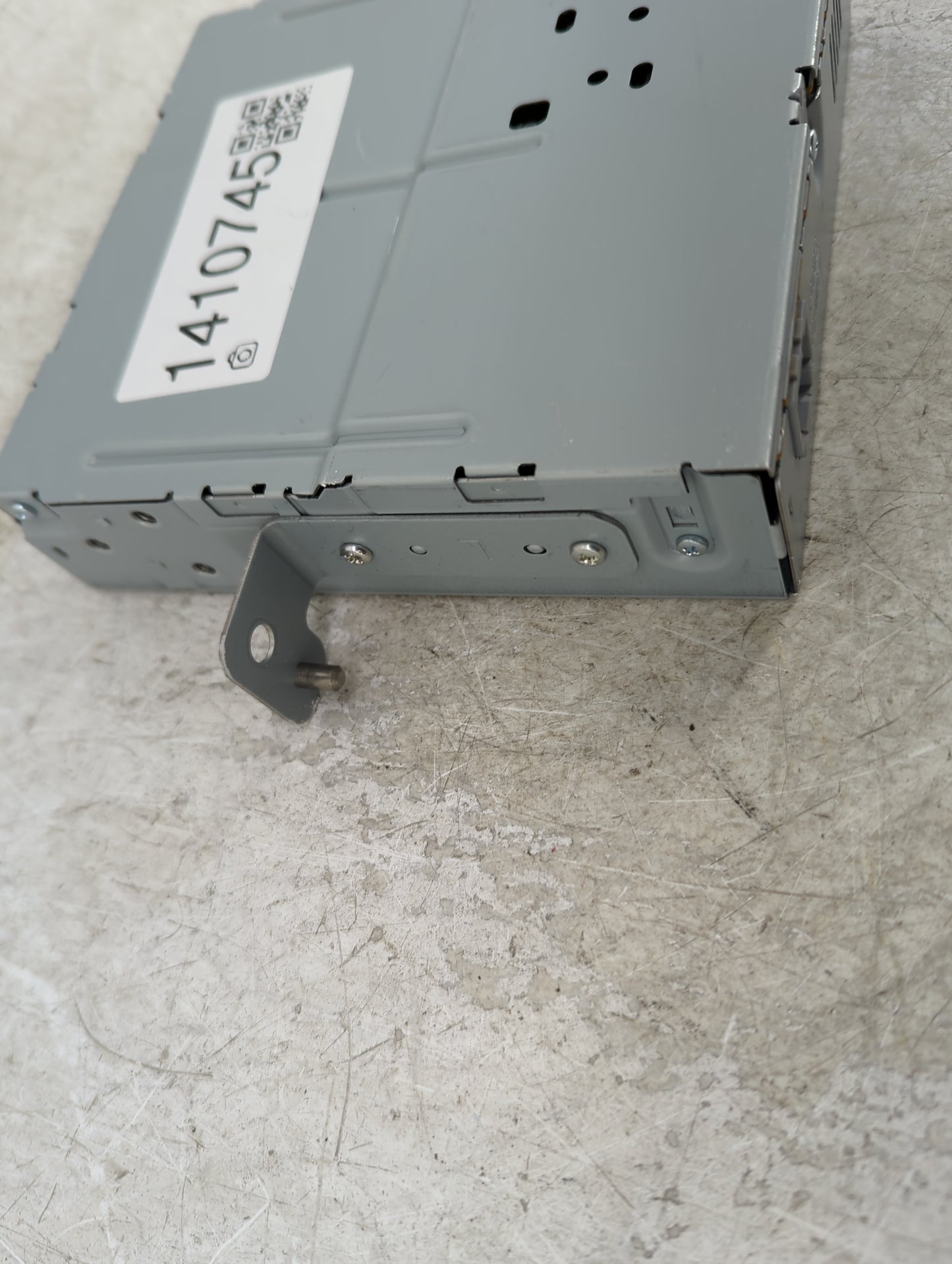 2017-2019 Lincoln Mkz Radio AM FM Cd Player Receiver Replacement P/N:HP5T-18C830-AC Fits Fits 2017 2018 2019 OEM Used Auto P