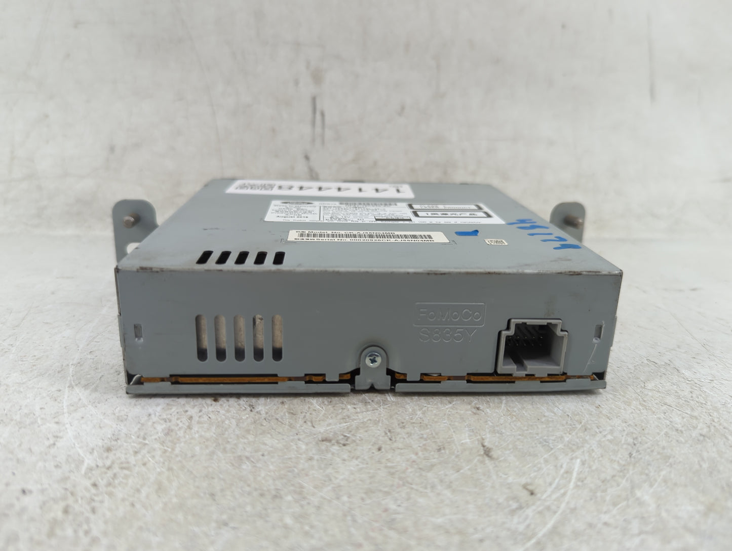 2017 Lincoln Mkz Radio AM FM Cd Player Receiver Replacement P/N:HP5T-18C830-AC Fits OEM Used Auto Parts - Oemusedautoparts1.