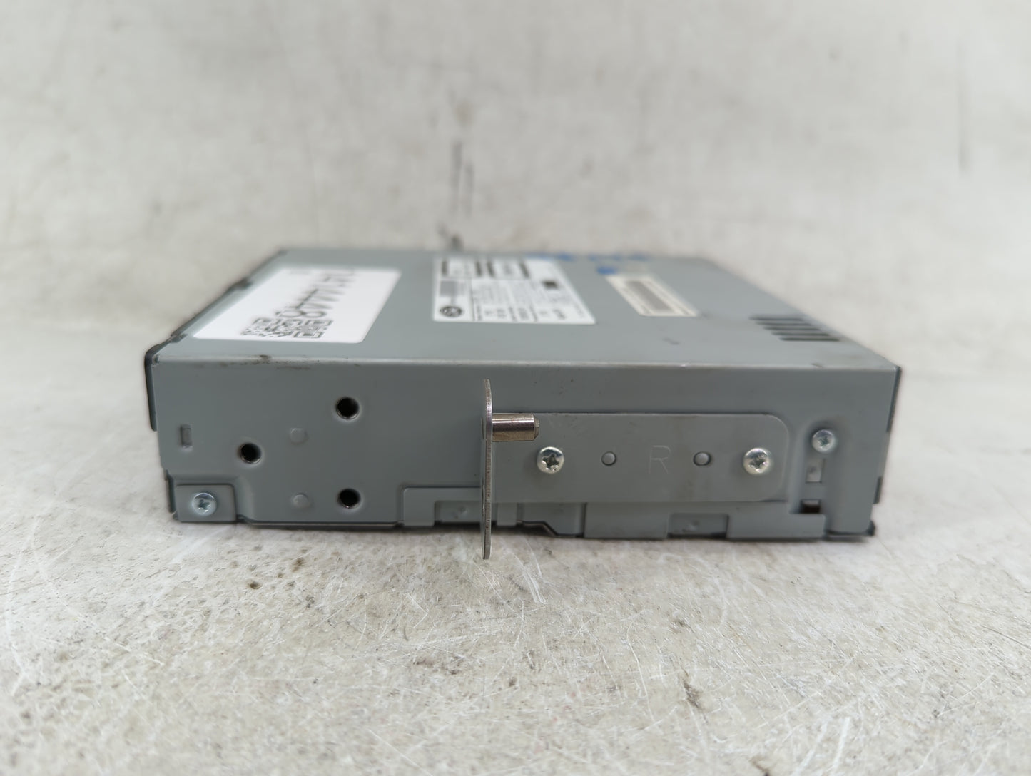 2017 Lincoln Mkz Radio AM FM Cd Player Receiver Replacement P/N:HP5T-18C830-AC Fits OEM Used Auto Parts - Oemusedautoparts1.