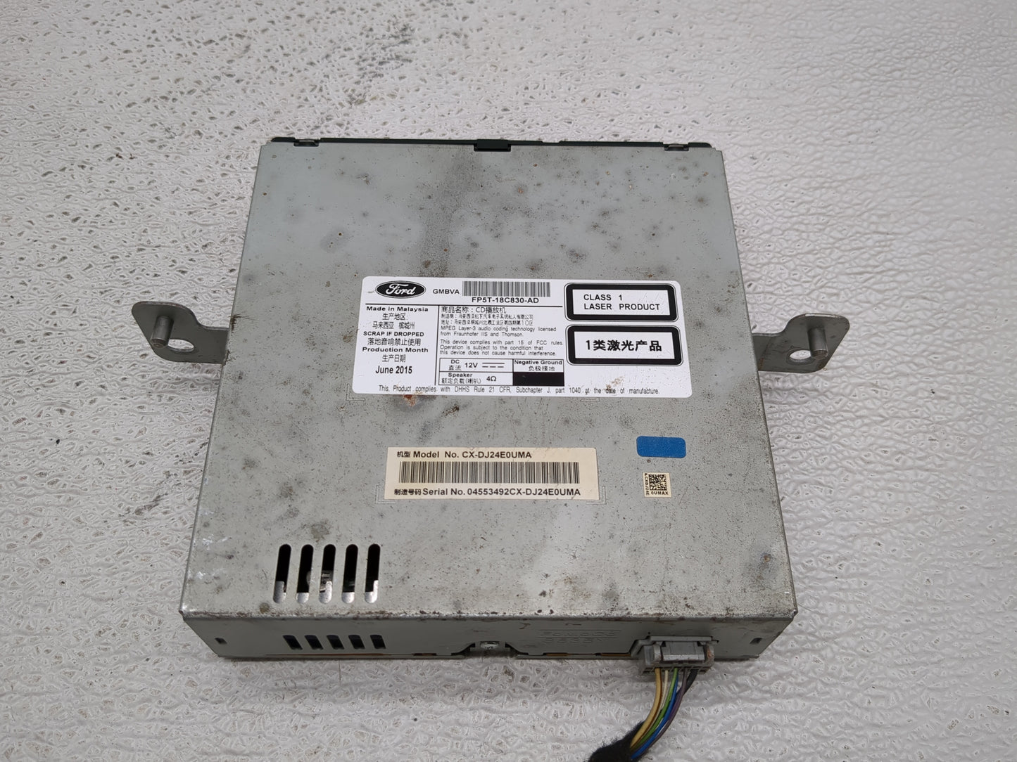 2017 Lincoln Mkz Radio AM FM Cd Player Receiver Replacement P/N:FP5T-18C830-AD Fits OEM Used Auto Parts - Oemusedautoparts1.