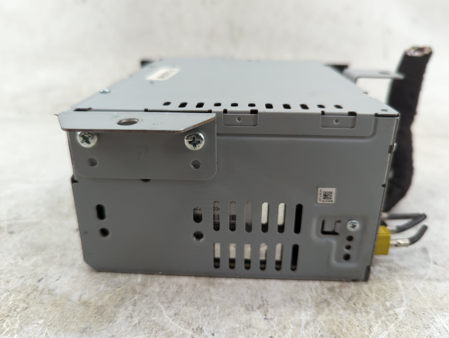 2017-2020 Lincoln Mkz Radio AM FM Cd Player Receiver Replacement P/N:HP5T-18D818-FA Fits Fits 2017 2018 2019 2020 OEM Used A