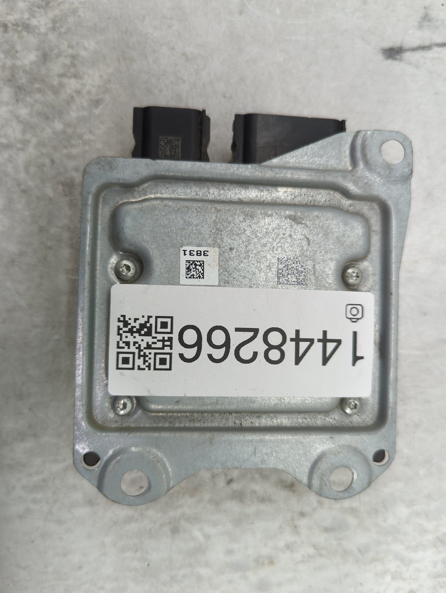2017-2020 Lincoln Mkz Safety Restraint Srs Airbag Control Module - Oemusedautoparts1.com