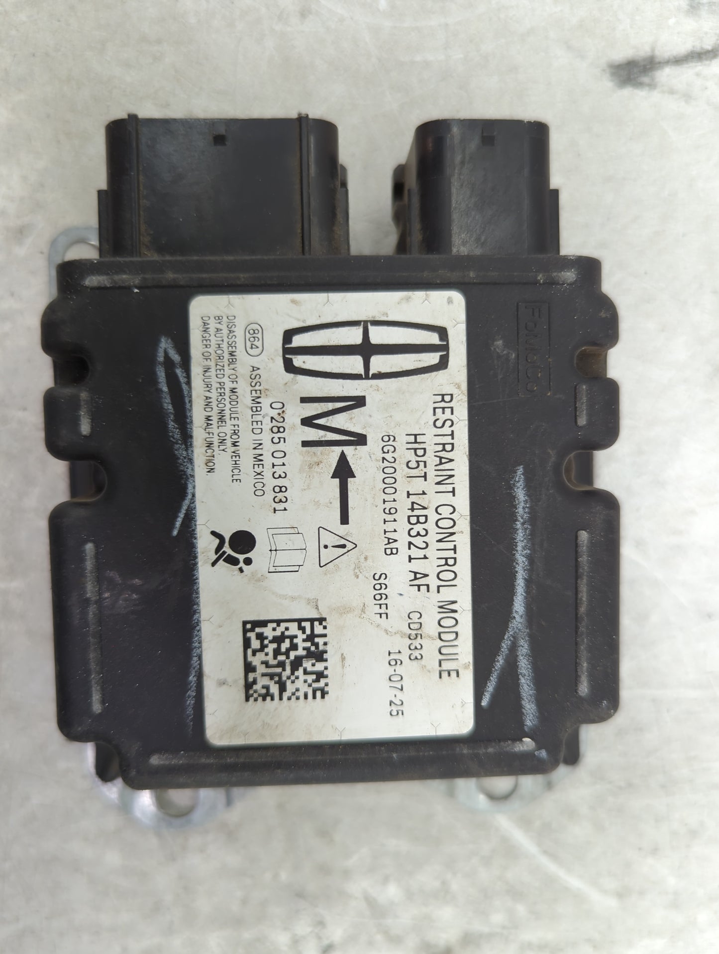 2017-2020 Lincoln Mkz Safety Restraint Srs Airbag Control Module - Oemusedautoparts1.com