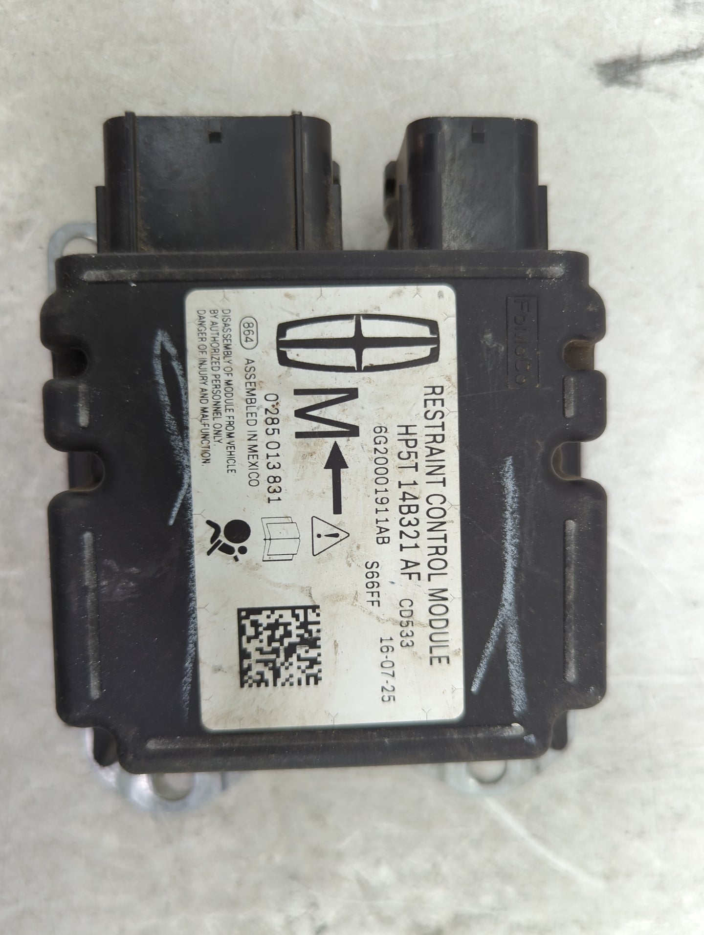 2017-2020 Lincoln Mkz Safety Restraint Srs Airbag Control Module - Oemusedautoparts1.com
