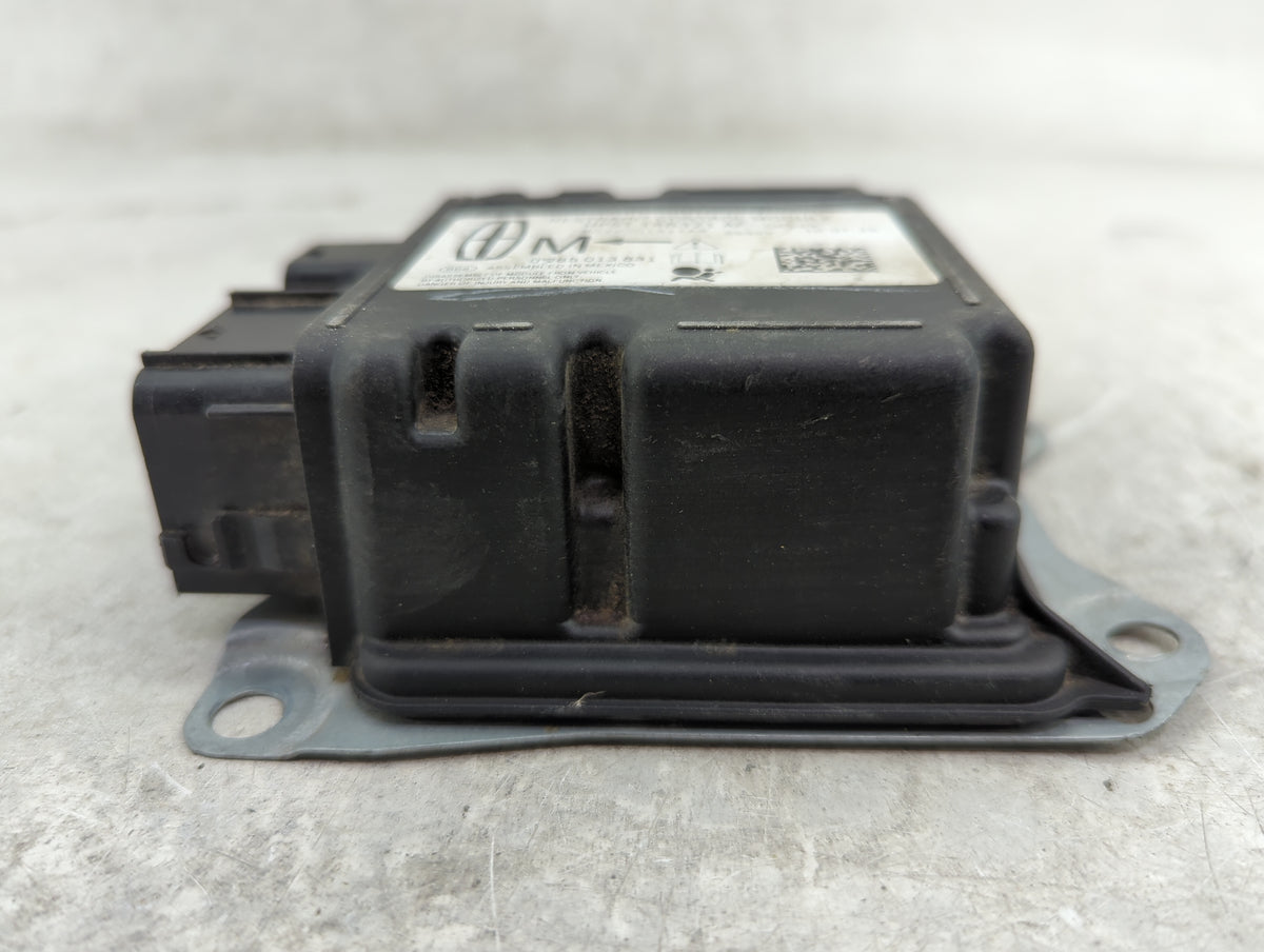 2017-2020 Lincoln Mkz Safety Restraint Srs Airbag Control Module - Oemusedautoparts1.com