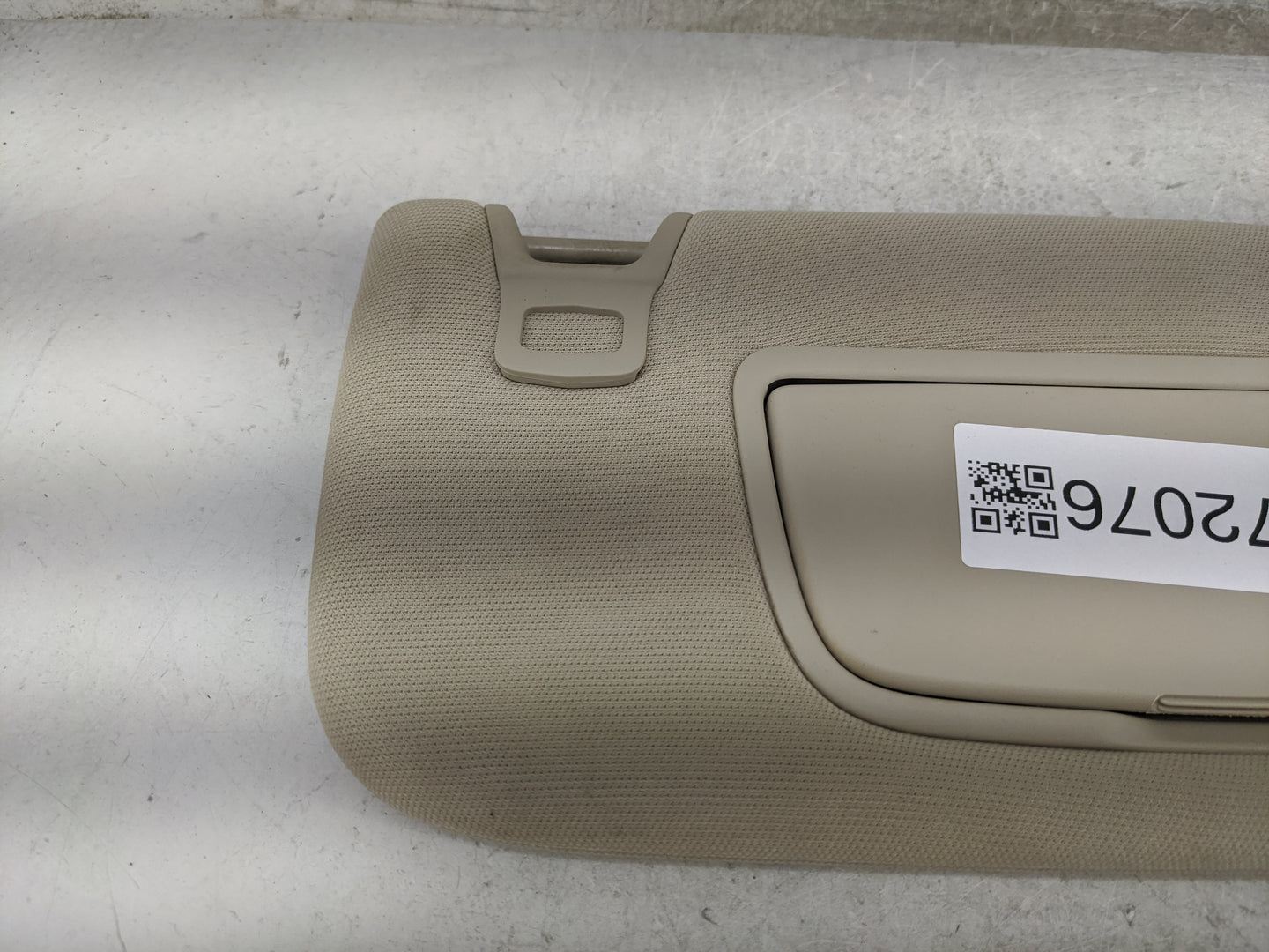 2015-2017 Lincoln Mkz Sun Visor Shade Replacement Passenger Right Mirror Fits Fits 2015 2016 2017 OEM Used Auto Parts - Oemu