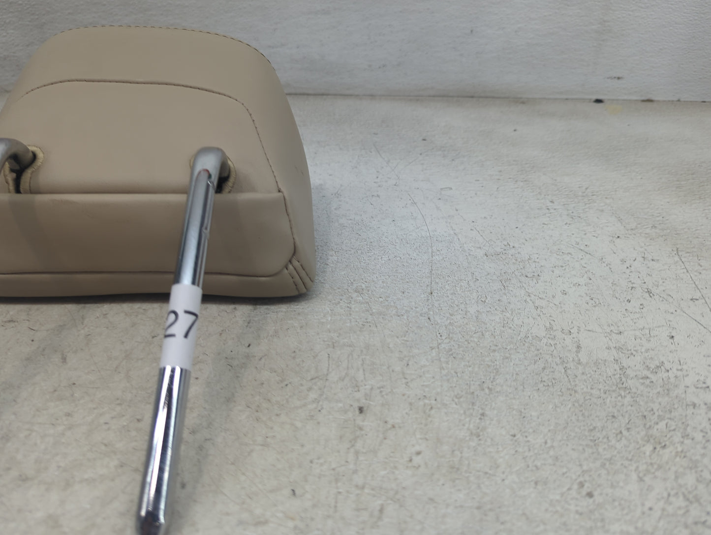 2017 Lincoln Mkz Headrest Head Rest Rear Seat Fits OEM Used Auto Parts - Oemusedautoparts1.com