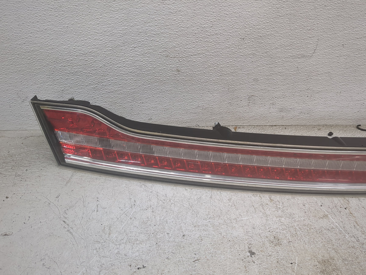 2013-2020 Lincoln Mkz Rear Center Lid Brake Light Tail Light Black - Oemusedautoparts1.com