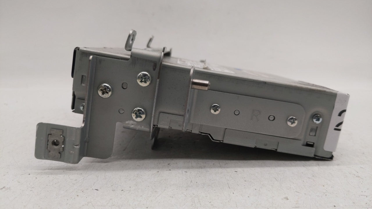 2015-2019 Lincoln Mkz Radio AM FM Cd Player Receiver Replacement P/N:FP5T-18C830-AD HP5T-18C830-AC Fits OEM Used Auto Parts 
