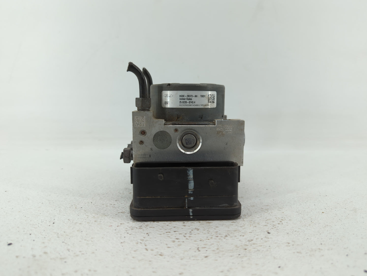 2017-2018 Lincoln Mkz ABS Pump Control Module Replacement P/N:HG9C-2B373-AH HG9C-2B373-CF, HG9C-2C219-MF Fits Fits 2017 2018