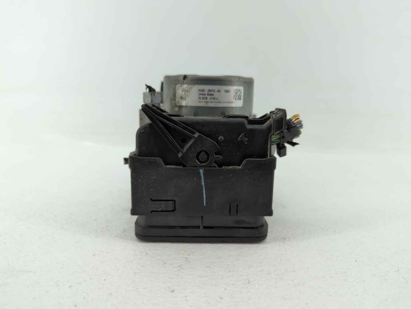 2017-2018 Lincoln Mkz ABS Pump Control Module Replacement P/N:HG9C-2B373-AH HG9C-2B373-CF, HG9C-2C219-MF Fits Fits 2017 2018