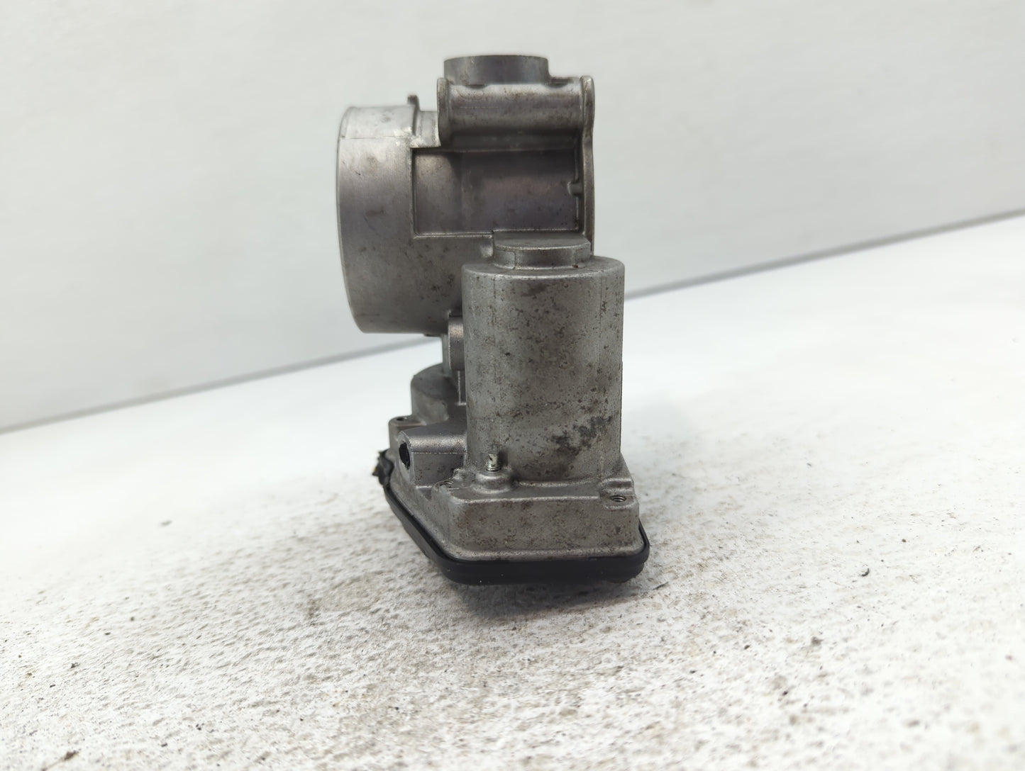 2013-2020 Lincoln Mkz Throttle Body P/N:DS7E-9F991-AJ Fits Fits 2013 2014 2015 2016 2017 2018 2019 2020 2021 2022 OEM Used A