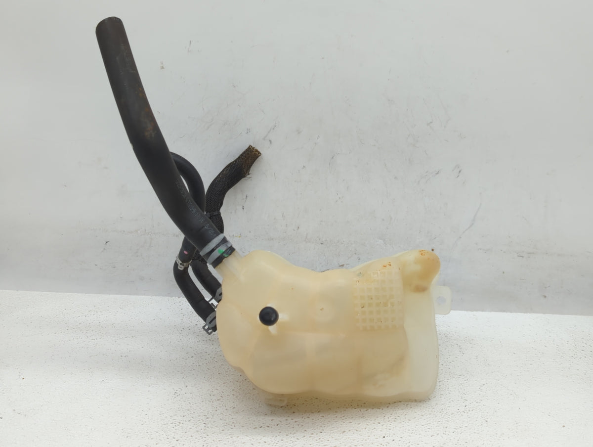 2017-2020 Lincoln Mkz Radiator Coolant Overflow Expansion Tank Bottle 535537 - Oemusedautoparts1.com