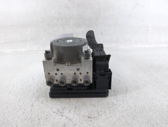 compare product 2017-2018 Lincoln Mkz ABS Pump Control Module Replacement P/N:HG9C-2B373-AG Fits Fits 2017 2018 OEM Used Auto Parts
