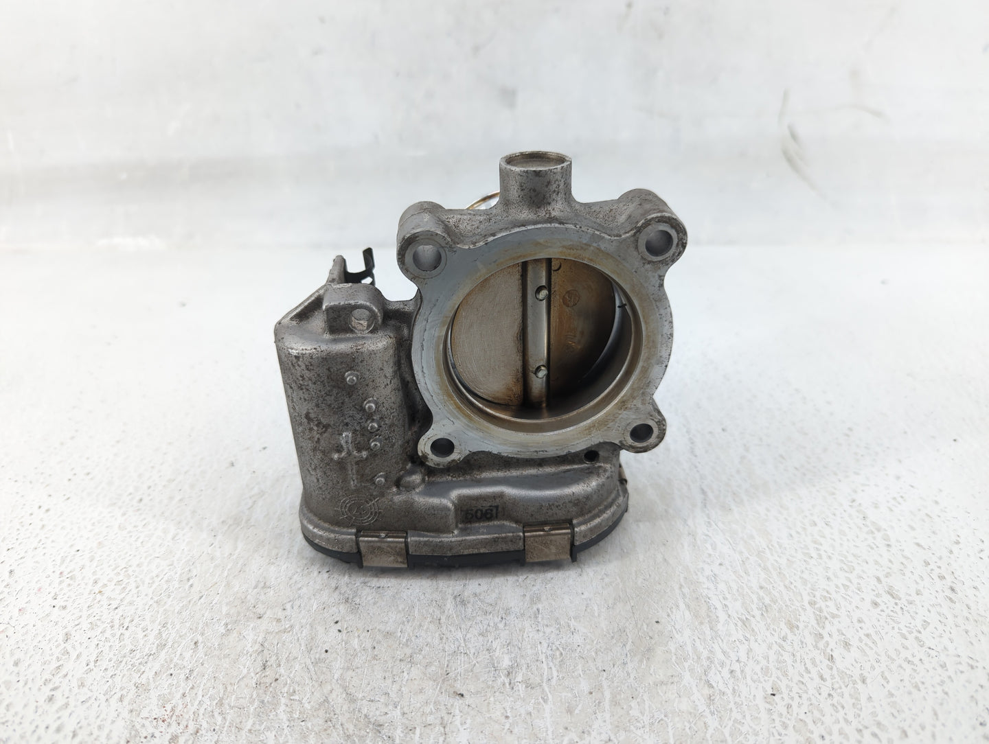 2017-2020 Lincoln Mkz Throttle Body P/N:DS7E-9F991-BB Fits Fits 2014 2015 2016 2017 2018 2019 2020 2021 2022 OEM Used Auto P