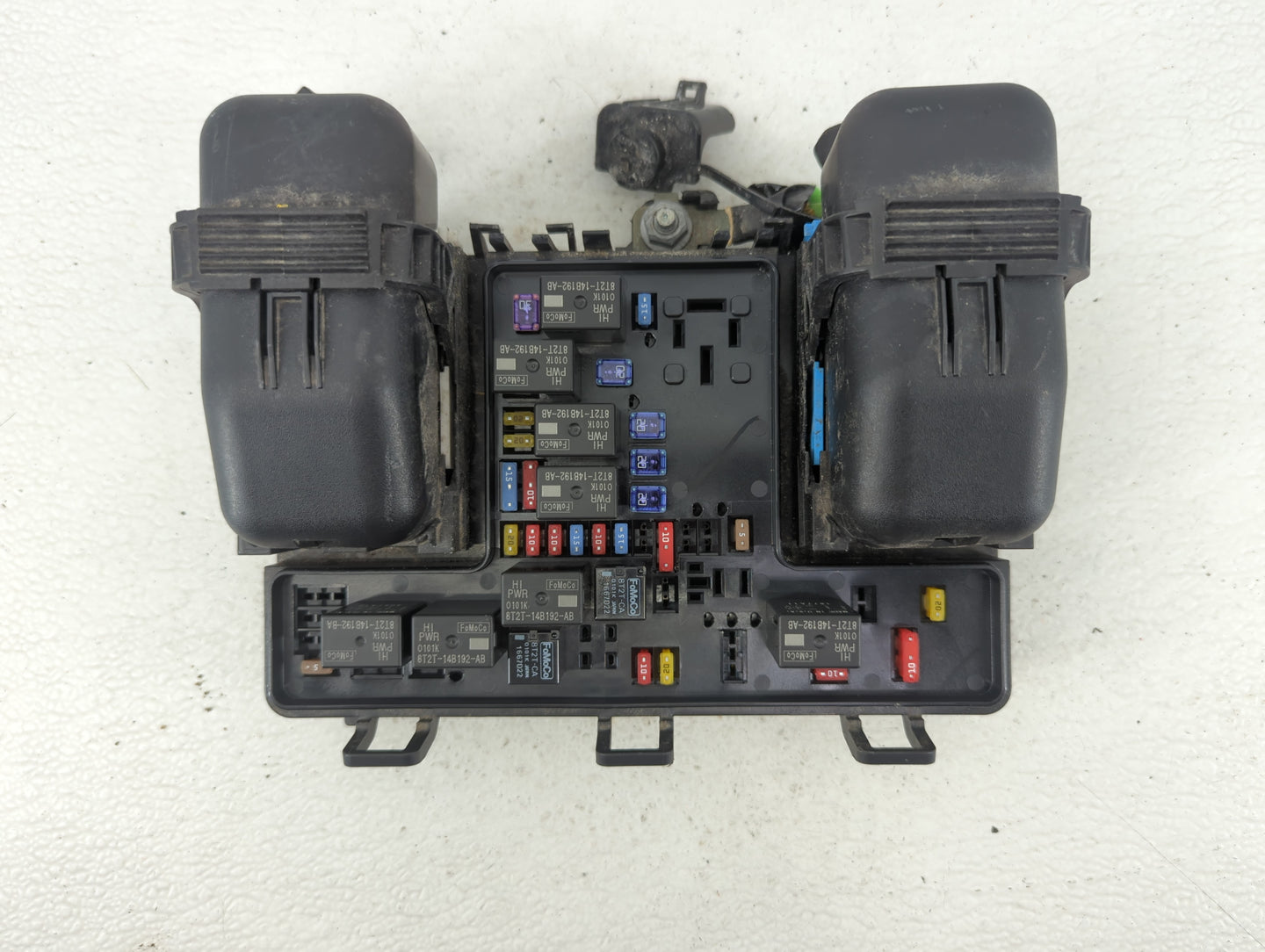 2017-2020 Lincoln Mkz Fusebox Fuse Box Panel Relay Module P/N:HG9T14D066BC Fits Fits 2017 2018 2019 2020 OEM Used Auto Parts
