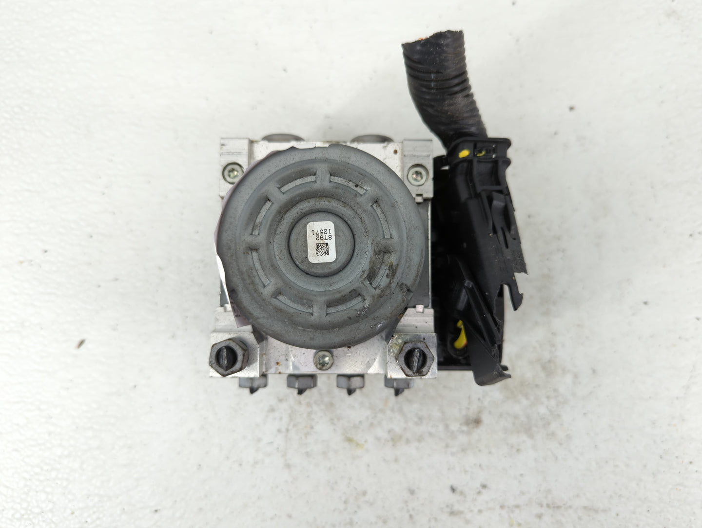2017-2018 Lincoln Mkz ABS Pump Control Module Replacement P/N:HG9C-2B373-AH Fits Fits 2017 2018 OEM Used Auto Parts - Oemuse