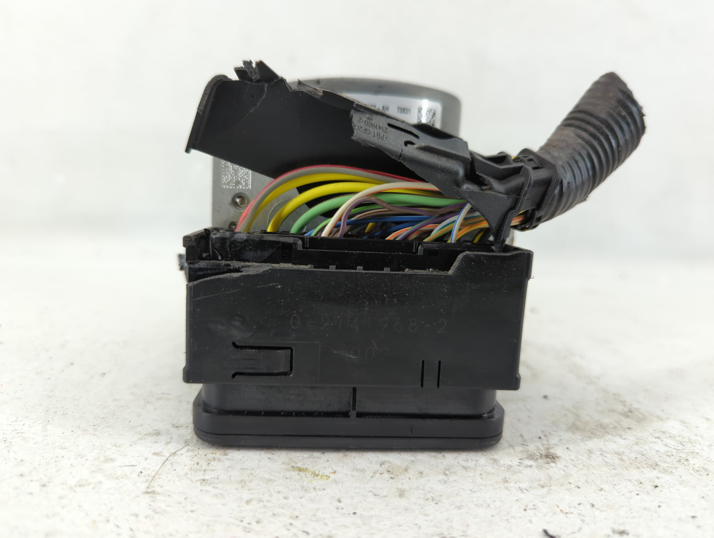 2017-2018 Lincoln Mkz ABS Pump Control Module Replacement P/N:HG9C-2B373-AH Fits Fits 2017 2018 OEM Used Auto Parts - Oemuse
